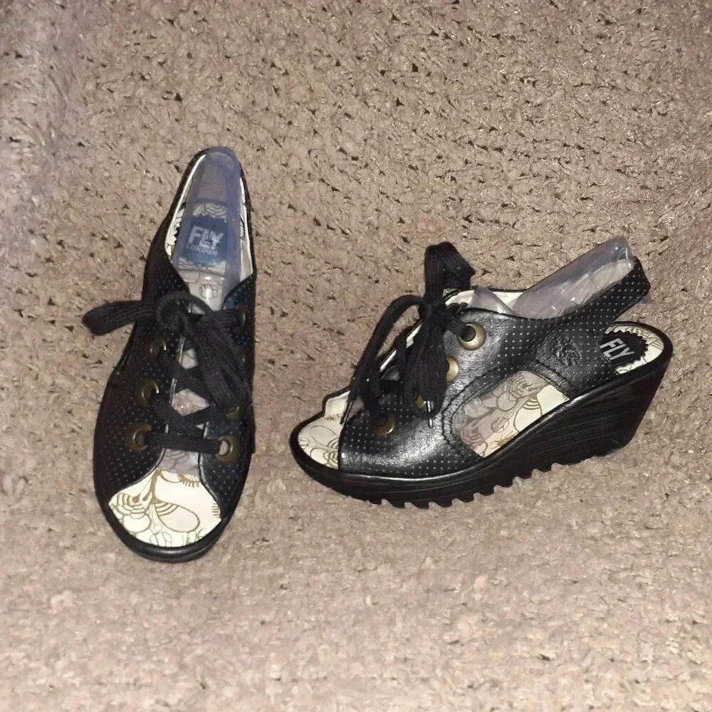 FLY LONDON-Ylva-Perforated Leather Lace Up Black Wedge-Sz 38-7.5-Near Mint